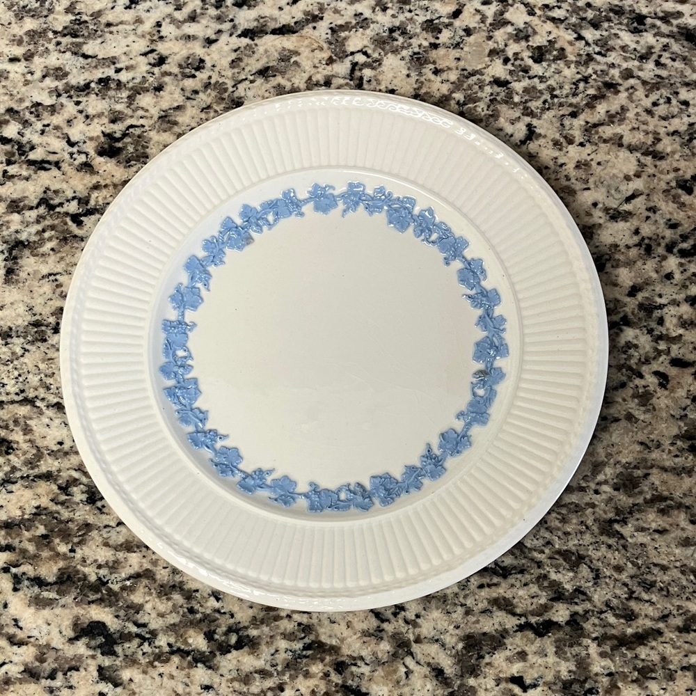 Wedgwood "Blue Grapes" Salad Plate